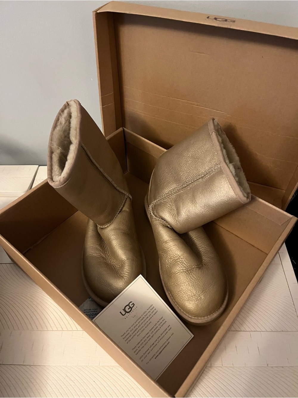 UGG Classic Short Metallic Boots - Gold